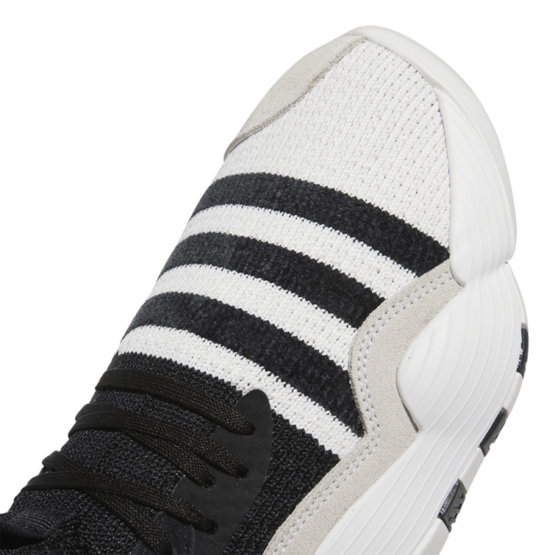 Zapatilla de Baloncesto Adidas Trae Young 2 "Super Villain"