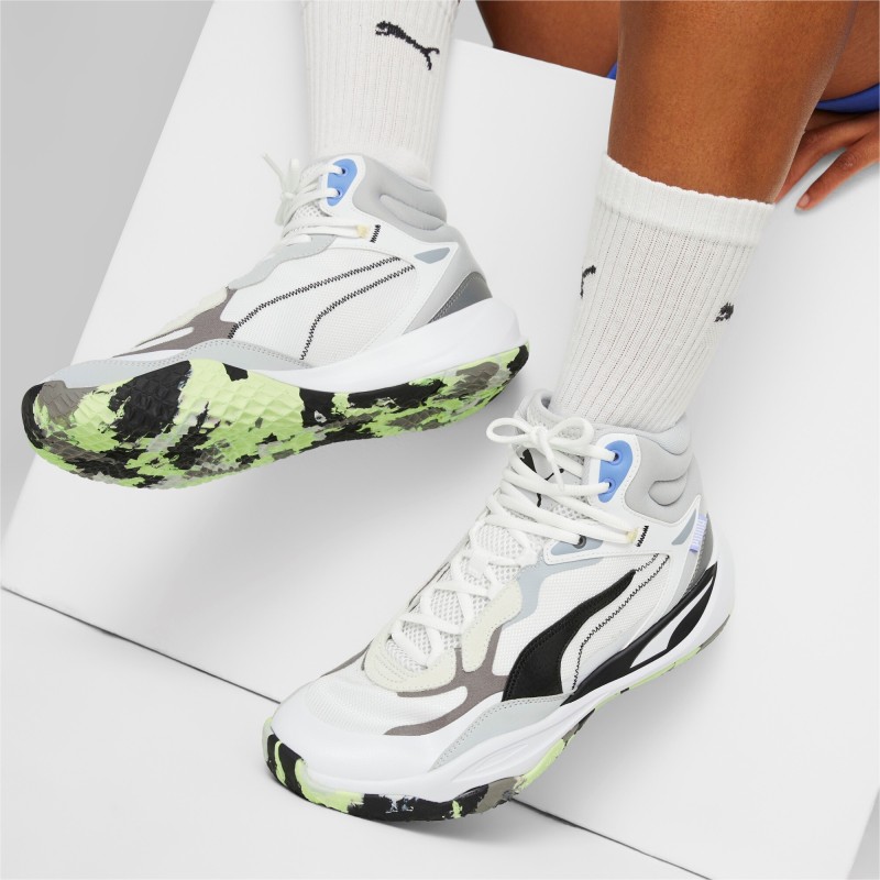 Zapatilla de Baloncesto Puma Playmaker Pro Mid "Blanca y Gris"