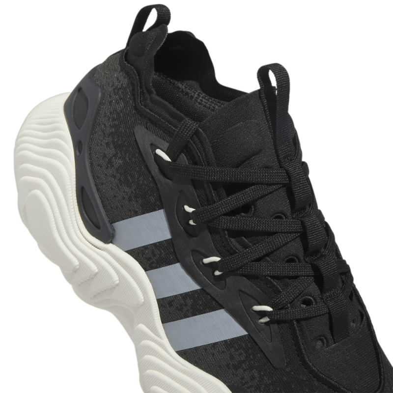 Zapatilla Adidas Trae Young 3 "Carbón"