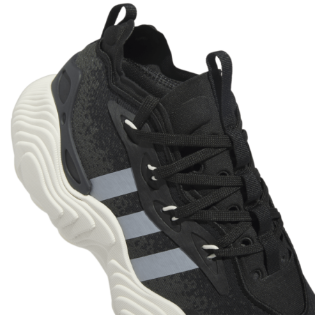 Zapatilla Adidas Trae Young 3 "Carbón"