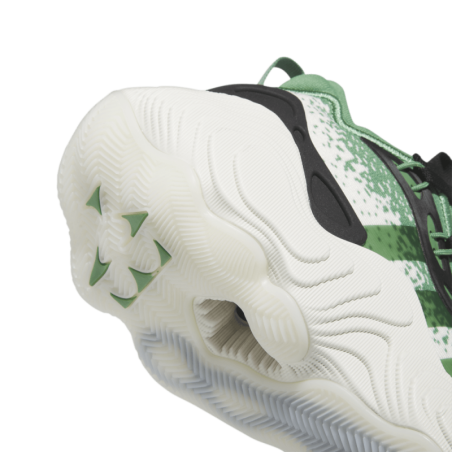 Zapatilla de Baloncesto Adidas Trae Young 3 "Preloved Green"