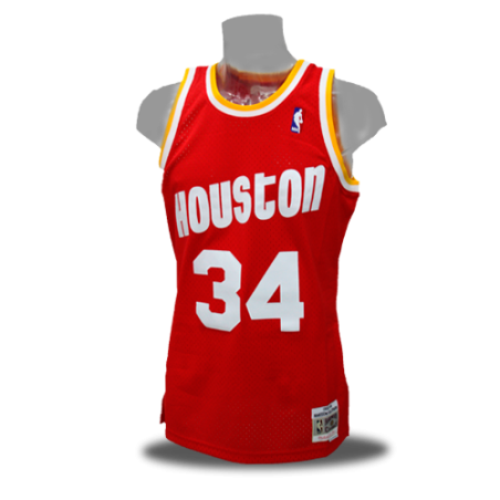 Swingman Olajuwon