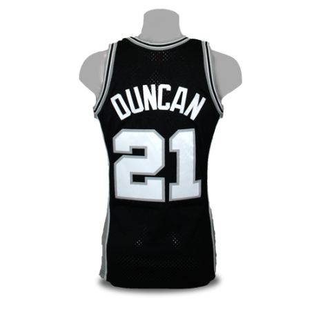 Swingman Tim Duncan